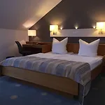 Hotel Hafen Schuetzenhof Burg