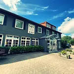 Hotel Hafen Schuetzenhof Burg