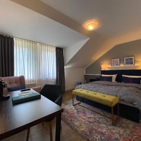 Hafen Hotel Schuetzenhof Hotell Burg auf Fehmarn