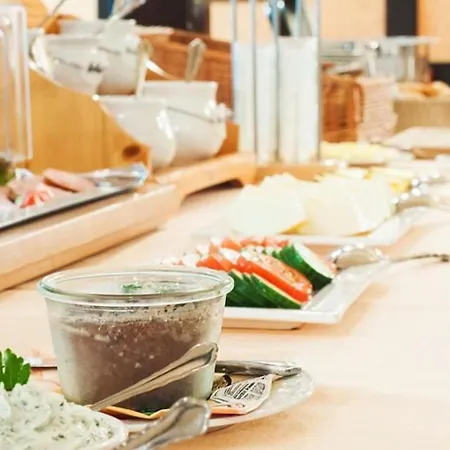 Hafen Schützenhof 3*