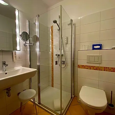 Hotel Hafen Schützenhof 3*