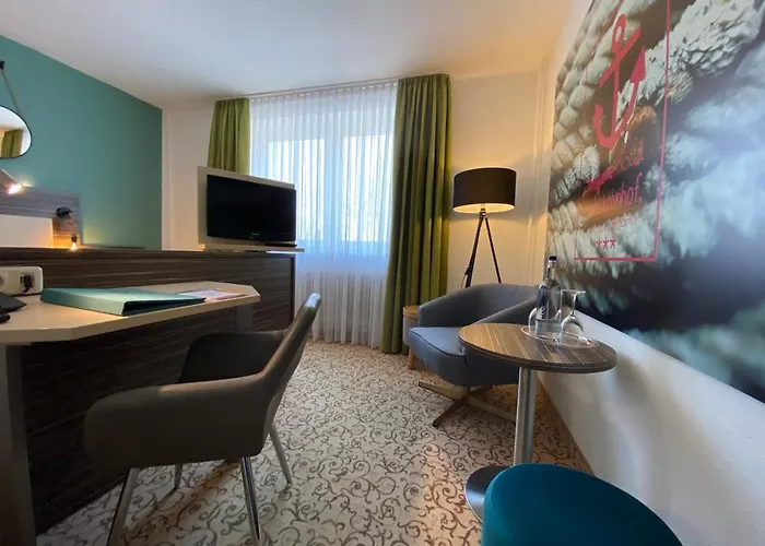 Hafen Schuetzenhof Hotel Burg auf Fehmarn