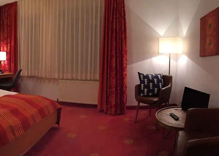 Hafen Schuetzenhof Burg auf Fehmarn